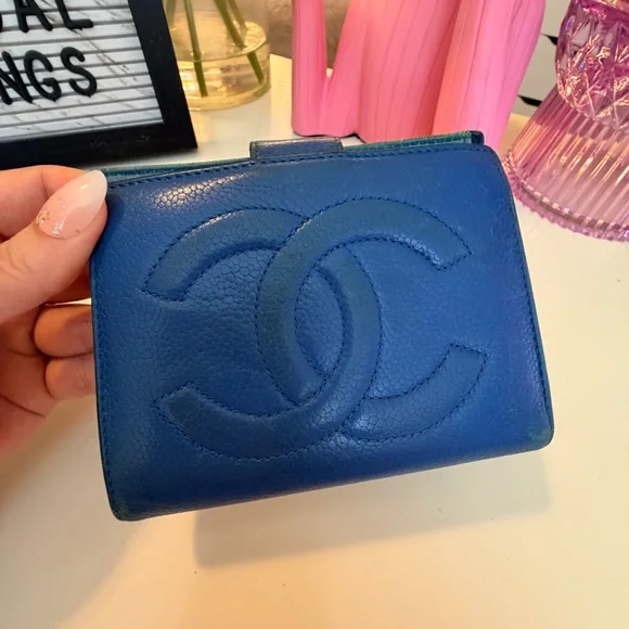 Vintage Chanel Bi-Fold Caviar Leather CC Wallet 1996-1997 Blue 💙 - Picture 2 of 13